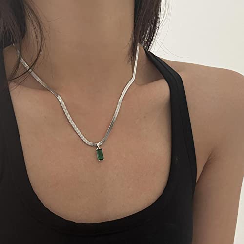 Wendalern Birthstone Collana Cristallo Verde Rettangolo Girocollo Collana Piatta A Spina Di Pesce Catena Catena D'argento Serpente Simulato Smeraldo Collana Pendente Gioielli Per Le Donne Ragazze