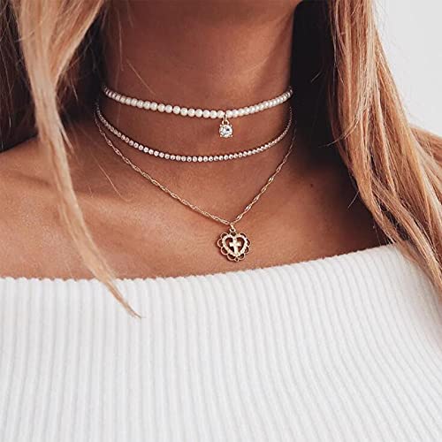 Larancie Boho Collana a strati Collane di perle di cristallo Collana con ciondolo a cuore d'amore Gioielli alla moda per donne e ragazze (Argento)