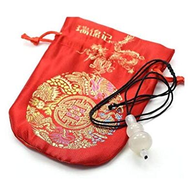 lachineuse Collana Feng Shui Ciondolo Borraccia WU Lou Realizzato in Agata Traslucida Viene fornito con il suo sacchetto satinato lachineuse Collana Feng Shui Ciondolo Borraccia WU Lou Realizzato in Agata Traslucida Viene fornito con il suo sacchetto satinato