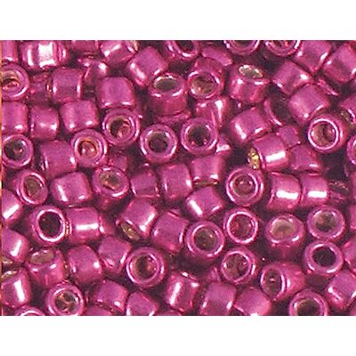 TOHO Perline giapponesi cilindro Treasure zincato fucsia 1,8mm.11/0 100gr. TOHO Perline giapponesi cilindro Treasure zincato fucsia 1,8mm.11/0 100gr.