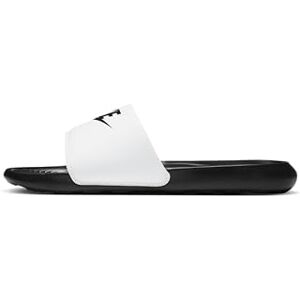 Nike Victori One, Scarpe da spiaggia e piscina Uomo, Nero White Black, 45 EU Nike Victori One, Scarpe da spiaggia e piscina Uomo, Nero White Black, 45 EU