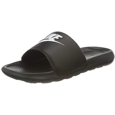 Nike Victori One, Scarpe da spiaggia e piscina Donna, Nero Black White Black, 39 EU Nike Victori One, Scarpe da spiaggia e piscina Donna, Nero Black White Black, 39 EU