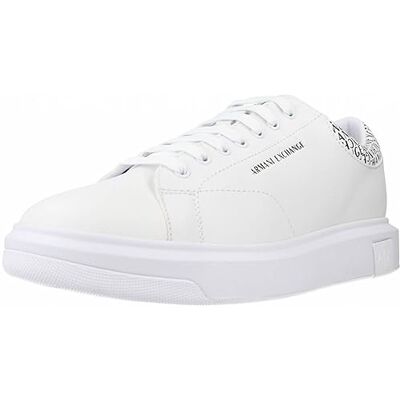 Armani Scarpe da Ginnastica in Pelle Bianca Armani Scarpe da Ginnastica in Pelle Bianca
