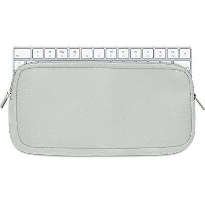 kwmobile Custodia Tastiera Wireless Compatibile con Apple Magic Keyboard Porta Tastiera PC Portatile Copri Tastiera Computer grigio chiaro kwmobile Custodia Tastiera Wireless Compatibile con Apple Magic Keyboard Porta Tastiera PC Portatile Copri Tastiera Computer grigio chiaro