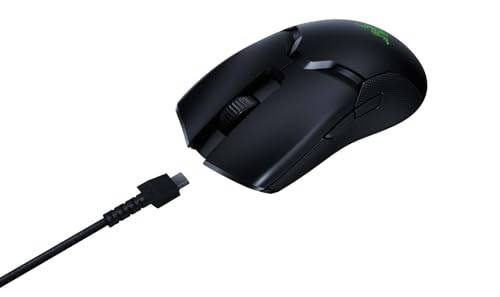 Razer Viper Ultimate con Dock di Ricarica Mouse da gioco sportivo ambidestro con tecnologia wireless HyperSpeed (sensore ottico Focus+ 20K, peso leggero 74g, RGB Chroma) Nero