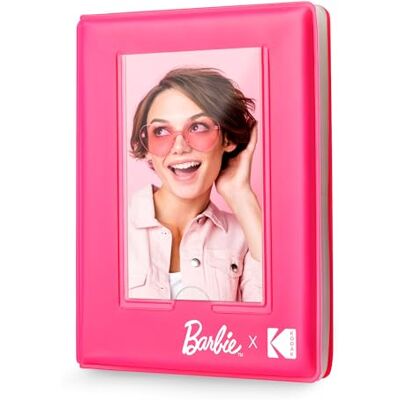 Kodak Barbie x Mini Album Fotografico da 64 Foto con Copertina Trasparente per Carta Fotografica ZINK Zero Ink da 2”x3” Compatibile con Barbie x Printomatic e Step Slim Printer Kodak Barbie x Mini Album Fotografico da 64 Foto con Copertina Trasparente per Carta Fotografica ZINK Zero Ink da 2”x3” Compatibile con Barbie x Printomatic e Step Slim Printer