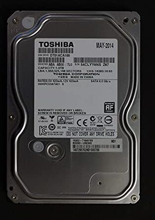 Toshiba DT01ACA100 Hard disk SATA3 da 3,5", 7200 giri/min, 32 MB di cache (Ricondizionato)