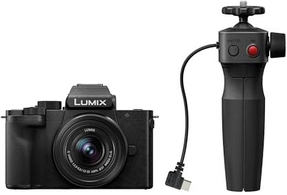 Panasonic Lumix DC-G100DVEGK Fotocamera Mirrorless Micro Quattro Terzi con Obiettivo Lumix G Vario 12-32mm F3.5-5.6 e Impugnatura Treppiede DMW-SHGR2, 20.3MP, Video 4K 30p/FHD 60, Ricarica USB-C,Nero