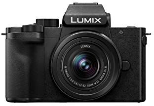 Panasonic DC-G100VEC-K Lumix Fotocamera Vlogging EVIL Registrazione 4K (Qualità del suono, Lente 12-32 mm F3.5, Compatta e leggera, Per Vlogger, Treppiede impugnatura, Wi-Fi, Bluetooth, HDMI), Nero