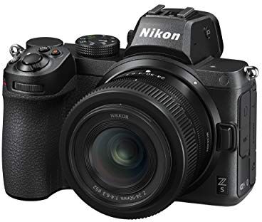 Nikon Z5 + Z 24-50 + Lexar SD 64 GB 667x Pro Fotocamera Mirrorless, CMOS FX 24.3 MP, Full Frame, Mirino Quad-VGA EVF, LCD 3.2'' Touch, Wi-Fi, Bluetooth, Video 4K, Nero (Nital Card)