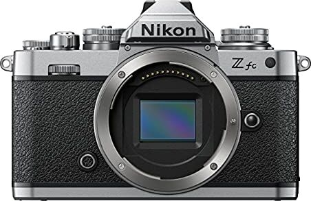 Nikon Z fc Fotocamera mirrorless in formato DX (20.9 MP, mirino OLED con 2.36 milioni di pixel, 11 fotogrammi al secondo, ibrido AF con messa a fuoco, ISO 100-51.200, video 4K UHD)