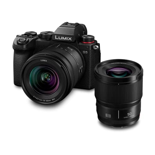 Panasonic LUMIX S DC-S5KCE-EG, fotocamera a pieno formato con due obiettivi: S-R2060 (20-60 mm, F3,5-5,6) e S-S50 (50 mm, F1,8)