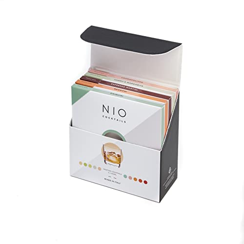 NIO Cocktails Box Aperitivo a Casa, 5 Drink da 100ml già Miscelati, Pronti da Bere (Negroni, Cosmopolitan, Daiquiri, Espresso Martini, Tommy's Margarita), Gift Pack, 500ml