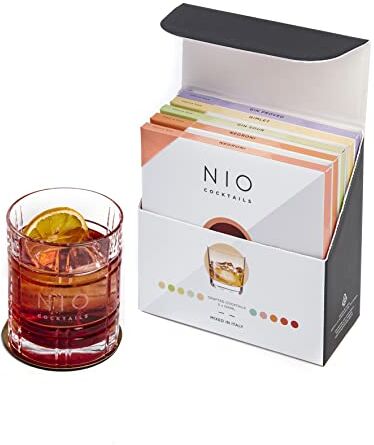 NIO Cocktails Box Amanti del Gin, 5 Drink da 10cl già Miscelati, Pronti da Bere, a Base di Gin Tanqueray (2 Negroni, 1 Gimlet, 1 Gin Sour, 1 Gin Proved), Gift Pack, 50cl