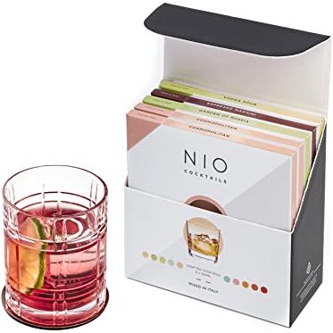 NIO Cocktails Box Amanti della Vodka, 5 Drink da 10cl già Miscelati, Pronti da Bere, a Base di Vodka Ketel One (2 Cosmopolitan, 1 Espresso Martini, 1 Garden of Russia, 1 Vodka Sour), Gift Pack, 50cl