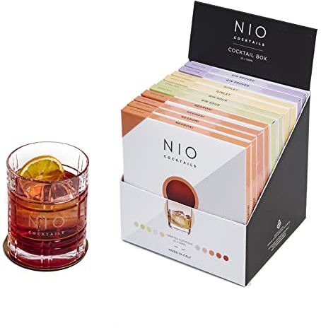 NIO Cocktails Box Amanti del Gin, 10 Drink da 10cl già Miscelati, Pronti da Bere, a Base di Gin Tanqueray (4 Negroni, 2 Gimlet, 2 Gin Sour, 2 Gin Proved), Gift Pack, 100cl