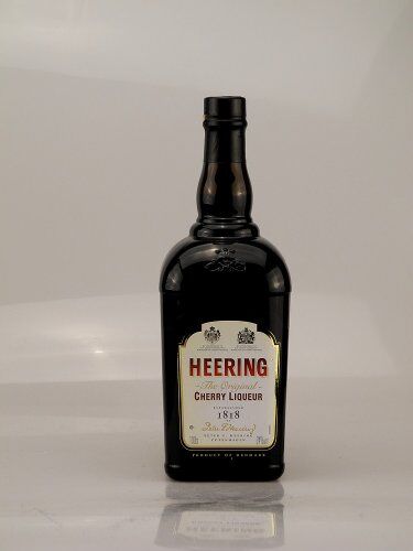 Heering PETER  LIQUORE CHERRY 24% LT.1 PETER  LIQUORE CHERRY 24% LT. 1