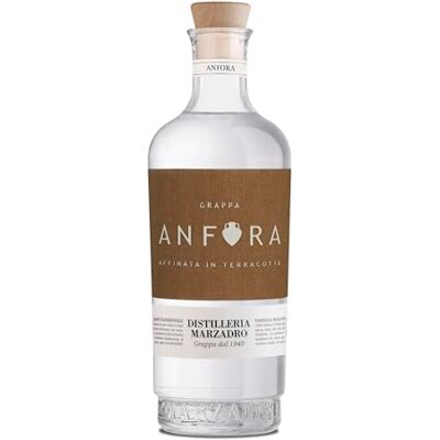 Marzadro , Grappa Anfora, affinamento in terracotta 10 mesi bottiglia in vetro da 700ml Marzadro , Grappa Anfora, affinamento in terracotta 10 mesi bottiglia in vetro da 700ml