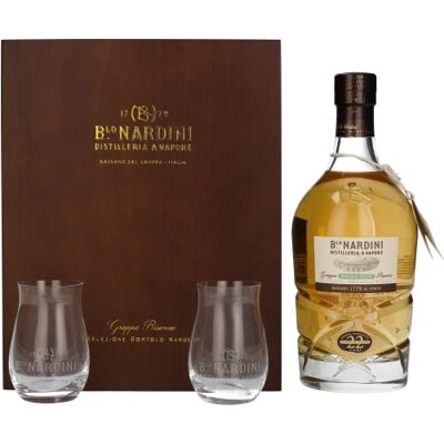 Nardini Grappa Riserva 22 ANNI Single Cask 45% Vol. 0,7l in Holzkiste with 2 glasses Nardini Grappa Riserva 22 ANNI Single Cask 45% Vol. 0,7l in Holzkiste with 2 glasses