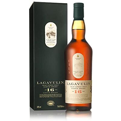 Lagavulin 16 Anni Scotch Single Malt Whisky con Astuccio 700 ml Lagavulin 16 Anni Scotch Single Malt Whisky con Astuccio 700 ml