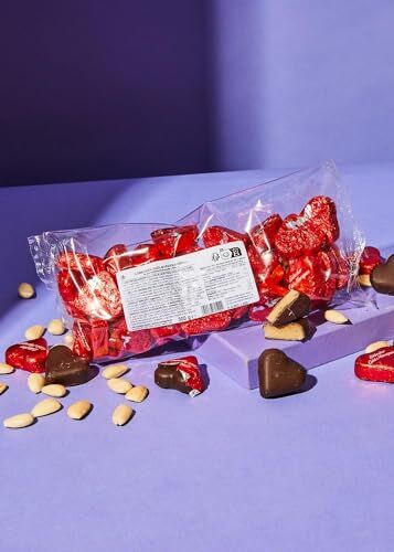 KoRo Cuori di marzapane fine di Lubecca 500 g Ricoperti di cioccolato fondente Vegan Confezione da 40 cuori di marzapane Dolce-nocciolato Delizioso snack Dolce idea regalo.