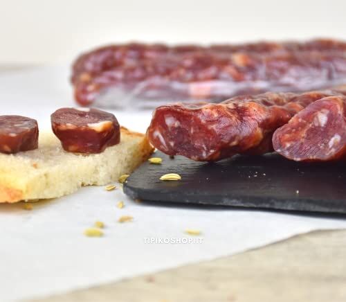 Generico Salsiccia secca nostrana, Salsiccia di maiale, LAVORAZIONE ARTIGIANALE, 100% CARNI ITALIANE, SENZA CONSERVANI, LATTOSIO E GLUTINE (Finocchietto)