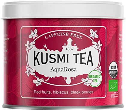 KUSMI TEA Infuso biologico AquaRosa Miscela aromatizzata di ibisco, bacche nere, frutta ed erbe Infuso senza teina, fruttato e delizioso, caldo o freddo Scatola da tè in metallo da 100 g