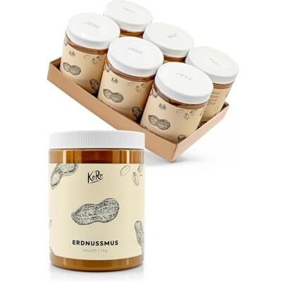 KoRo Crema di arachidi Confezione da 6 x 1 kg Consistenza cremosa Senza zuccheri aggiunti e stabilizzatori Con arachidi tostate al 100% senza grassi KoRo Crema di arachidi Confezione da 6 x 1 kg Consistenza cremosa Senza zuccheri aggiunti e stabilizzatori Con arachidi tostate al 100% senza grassi