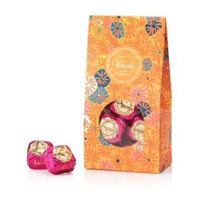 Venchi Confezione Regalo Murrine con Cioccolatini Chocoviar Lampone, con Cioccolato Fondente, 288 Gr, Senza glutine, Senza Coloranti, Senza Conservanti, Idea Regalo Venchi Confezione Regalo Murrine con Cioccolatini Chocoviar Lampone, con Cioccolato Fondente, 288 Gr, Senza glutine, Senza Coloranti, Senza Conservanti, Idea Regalo