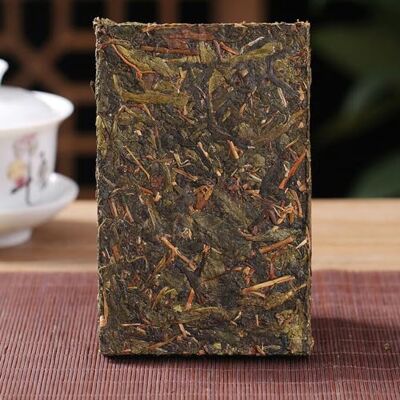 TEA SOUL Tè Puer Sheng (crudo) Xi Gui Gold Leaf 2019 Mattone 1kg TEA SOUL Tè Puer Sheng (crudo) Xi Gui Gold Leaf 2019 Mattone 1kg