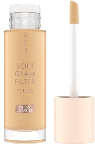 CATRICE Soft Glam 020 Fluido coprente effetto filtro delicato, colore nude, nutriente, naturale, lucido, brillante, vegano, senza olio, senza profumo, senza alcool, confezione da 1, (30 ml)