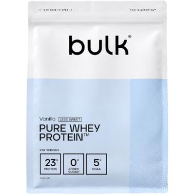 Bulk Pure Whey Proteine in Polvere Meno Dolce, Vaniglia, 23g di Proteine e 5g di BCAA, Shake di Whey Concentrato, A Basso Contenuto di Zuccheri, Supporta la Crescita e il Recupero Muscolare, 500g Bulk Pure Whey Proteine in Polvere Meno Dolce, Vaniglia, 23g di Proteine e 5g di BCAA, Shake di Whey Concentrato, A Basso Contenuto di Zuccheri, Supporta la Crescita e il Recupero Muscolare, 500g