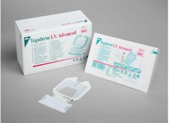 3M Tegaderm™ IV Advanced cm 6,5x7 Medicazione avanzata adesiva sterile in Film di Poliuretano con bordo in TNT per aghi cannula, Confezione 100 Pezzi