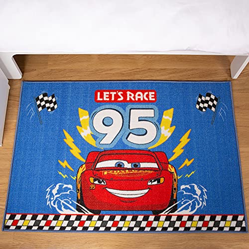 Disney Home Tappeto da gioco per bambini, con licenza ufficiale, per la cameretta dei bambini, antiscivolo, lavabile in lavatrice, motivo: Car , 80 x 120 cm