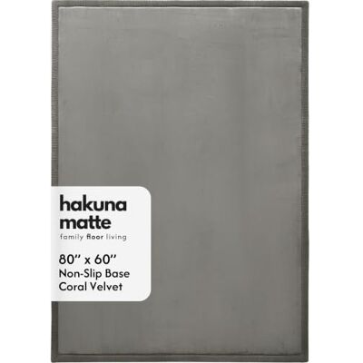 Hakuna Matte Tappeto Cloud 200 x 150 cm Grigio Scuro Coral Velvet Tappeto in schiuma ad alta densità per gattonare e giocare in modo accogliente, antiscivolo Hakuna Matte Tappeto Cloud 200 x 150 cm Grigio Scuro Coral Velvet Tappeto in schiuma ad alta densità per gattonare e giocare in modo accogliente, antiscivolo
