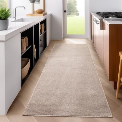 SIMPEX Passatoia 60x100 cm Beige, tappeto a pelo corto tinta unita, stile attuale, forma rettangolare con base antiscivolo, facile da pulire per cucina, ingresso e zona giorno SIMPEX Passatoia 60x100 cm Beige, tappeto a pelo corto tinta unita, stile attuale, forma rettangolare con base antiscivolo, facile da pulire per cucina, ingresso e zona giorno