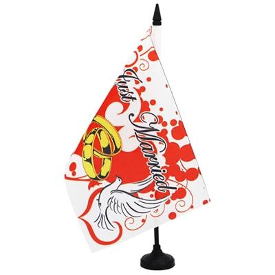 AZ FLAG Bandiera da Tavolo Sposi Novelli 21x14 cm Base Plastica Uso interno bandiera da tavolo Just Married finitura cucita e bordi rinforzati con asta in plastica e base in plastica AZ FLAG Bandiera da Tavolo Sposi Novelli 21x14 cm Base Plastica Uso interno bandiera da tavolo Just Married finitura cucita e bordi rinforzati con asta in plastica e base in plastica