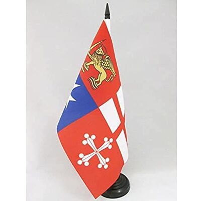 AZ FLAG Bandiera da Tavolo Italia quattro repubbliche marinare 21x14 cm Uso interno bandiera da tavolo italiana finitura cucita e bordi rinforzati con asta in plastica e base in plastica AZ FLAG Bandiera da Tavolo Italia quattro repubbliche marinare 21x14 cm Uso interno bandiera da tavolo italiana finitura cucita e bordi rinforzati con asta in plastica e base in plastica