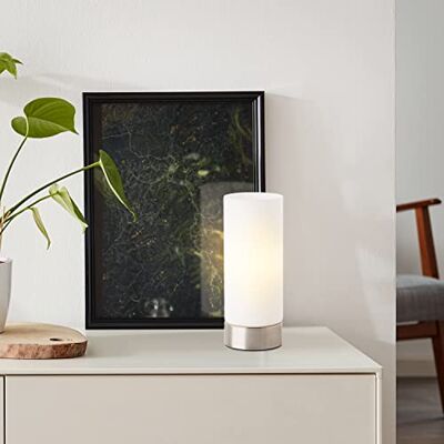 Brilliant Lampada da tavolo con paralume in vetro – Lampada da tavolo decorativa con interruttore intermedio – adatta per lampadine E14 in vetro/metallo, ferro/bianco – Ø 10 cm e altezza 24 cm Brilliant Lampada da tavolo con paralume in vetro – Lampada da tavolo decorativa con interruttore intermedio – adatta per lampadine E14 in vetro/metallo, ferro/bianco – Ø 10 cm e altezza 24 cm
