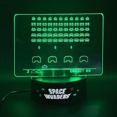 Mad Monkey Lampada acrilica Space Invaders con cambio colore LED Luce notturna retrò da gioco e lampada decorativa per soggiorno, scrivania e sala giochi Regalo iconico per giocatori e appassionati di retrò Mad Monkey Lampada acrilica Space Invaders con cambio colore LED Luce notturna retrò da gioco e lampada decorativa per soggiorno, scrivania e sala giochi Regalo iconico per giocatori e appassionati di retrò