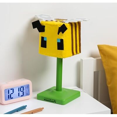 Paladone Minecraft Bee SoftGlo Lampada a forma di ape con paralume in peluche, illuminazione ambientale morbida per camere da letto e sale giochi Paladone Minecraft Bee SoftGlo Lampada a forma di ape con paralume in peluche, illuminazione ambientale morbida per camere da letto e sale giochi