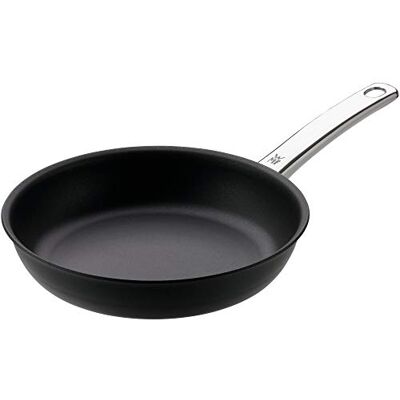 WMF Bistecchiera professionale per cottura a induzione, 24 cm, ideale per arrosti affilati, materiale multistrato, controllo rapido del calore, padella rivestita WMF Bistecchiera professionale per cottura a induzione, 24 cm, ideale per arrosti affilati, materiale multistrato, controllo rapido del calore, padella rivestita