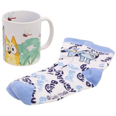 Stor Set Tazza Ceramica 325ml e Calzini Bluey Confezione Regalo Colazione e Accessorio Tessile per Bambini Stor Set Tazza Ceramica 325ml e Calzini Bluey Confezione Regalo Colazione e Accessorio Tessile per Bambini
