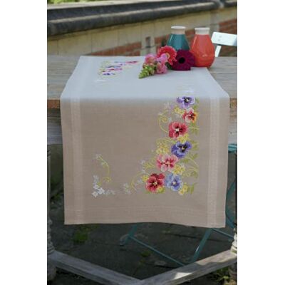 Vervaco Kit Punto Croce Prestampato Centrotavola VIOLE Biancheria Da Tavola Set Fai Da Te Creativo 40 x 100 cm Kit Hobby Creativi Adulti Casa Decor Cross Stitch Runner Vervaco Kit Punto Croce Prestampato Centrotavola VIOLE Biancheria Da Tavola Set Fai Da Te Creativo 40 x 100 cm Kit Hobby Creativi Adulti Casa Decor Cross Stitch Runner