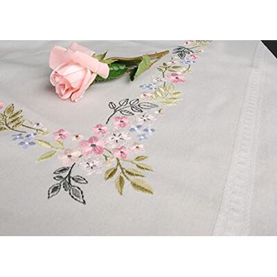 Vervaco Kit Ricamo Prestampato Tovaglia FIORI E FOGLIE Set Ricamo Biancheria Da Tavola 80 x 80 cm Set Fai Da Te Creativo Size Kit Hobby Creativi Adulti Casa Decor Embroidery Vervaco Kit Ricamo Prestampato Tovaglia FIORI E FOGLIE Set Ricamo Biancheria Da Tavola 80 x 80 cm Set Fai Da Te Creativo Size Kit Hobby Creativi Adulti Casa Decor Embroidery