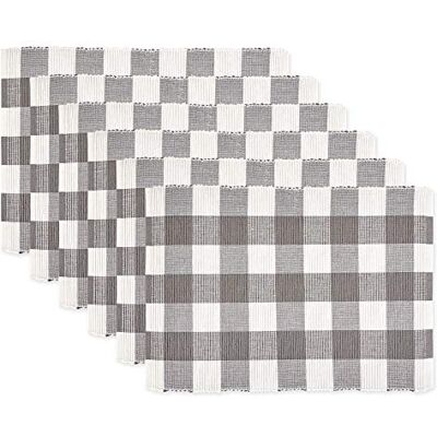 DII Buffalo Check Collection, set da tavolo classico con motivo fattoria, set di tovagliette, 13 x 19, grigio e bianco, 6 pezzi DII Buffalo Check Collection, set da tavolo classico con motivo fattoria, set di tovagliette, 13 x 19, grigio e bianco, 6 pezzi