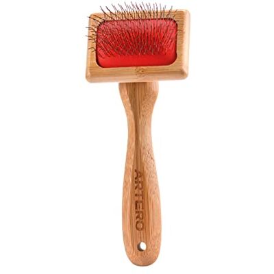 ARTERO Juliet cardatore per cani e gatti punta lunga 20 mm taglia XS Spazzola slicker, per pelo lungo, nodi e sottopelo, testina 6,5 x 5 cm per il muso, manico in bambù, Nature Collection ARTERO Juliet cardatore per cani e gatti punta lunga 20 mm taglia XS Spazzola slicker, per pelo lungo, nodi e sottopelo, testina 6,5 x 5 cm per il muso, manico in bambù, Nature Collection