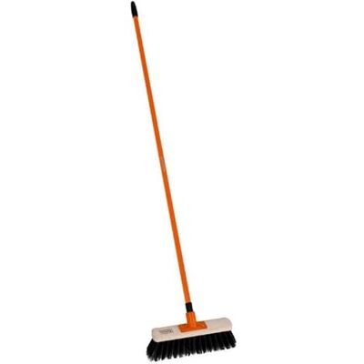 Black & Decker Scopa con manico lungo 150 cm Scopa Strada 45 cm di larghezza Testa in legno con setole in plastica 7 cm Arancione Black & Decker Scopa con manico lungo 150 cm Scopa Strada 45 cm di larghezza Testa in legno con setole in plastica 7 cm Arancione
