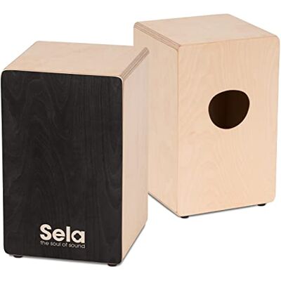 sela SE 118 Primera Black Cajon per Principianti e Giocatori Esperti con Snare System Regolabile, Corpo in Betulla di Alta Qualità sela SE 118 Primera Black Cajon per Principianti e Giocatori Esperti con Snare System Regolabile, Corpo in Betulla di Alta Qualità