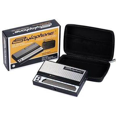 Stylophone S-1 Il sintetizzatore tascabile originale – con custodia per il trasporto Stylophone S-1 Il sintetizzatore tascabile originale – con custodia per il trasporto